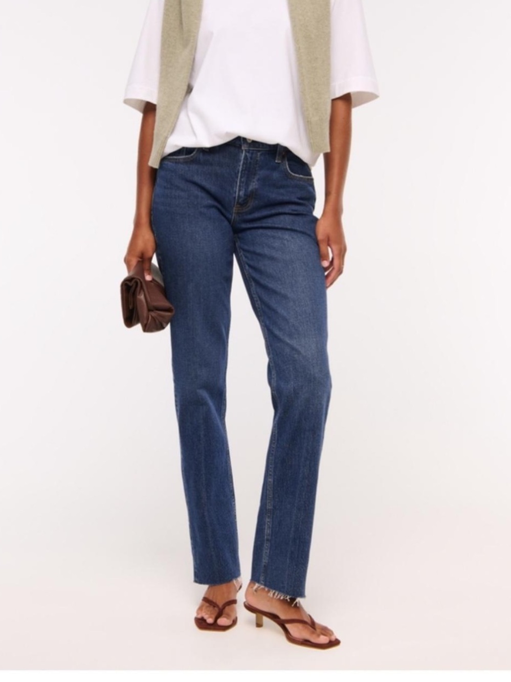 Abercrombie Curve Love Mid Rise 90s Straight Jean
